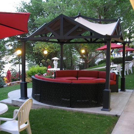 River Terrace Inn Грийн Ривър Екстериор снимка